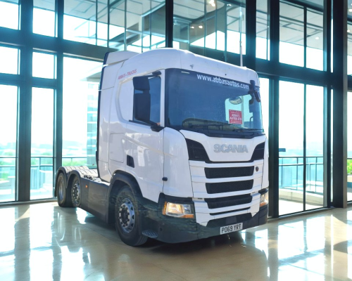 Side Profile – Driver Side – Scania R450